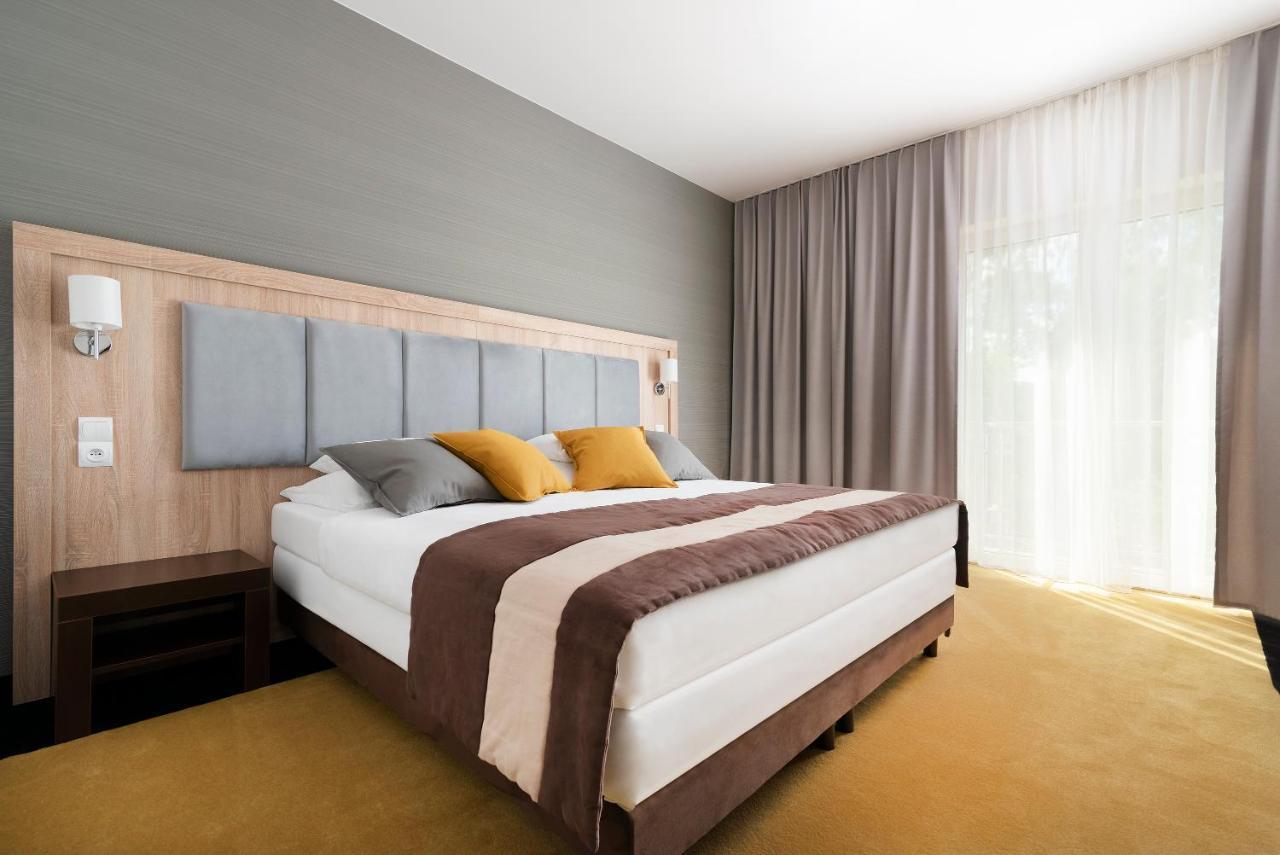 Hotel & Spa Polesie Білка Екстер'єр фото